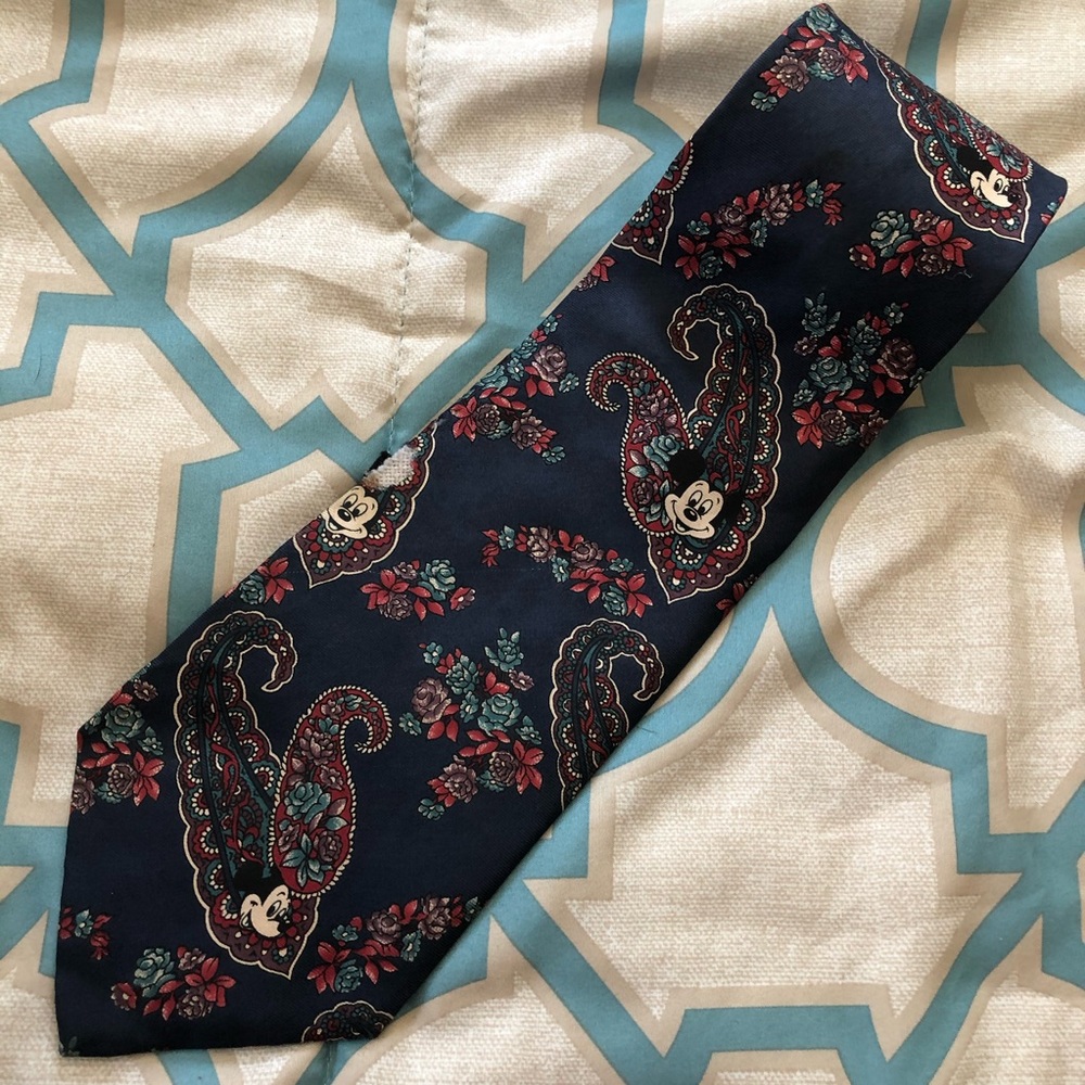Men’s Disney Mickey Mouse tie